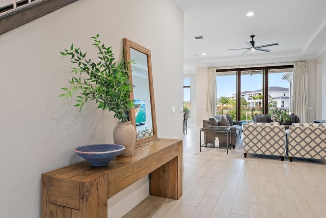 5823 Warhol Terrace, Palm Beach Gardens, FL 33418