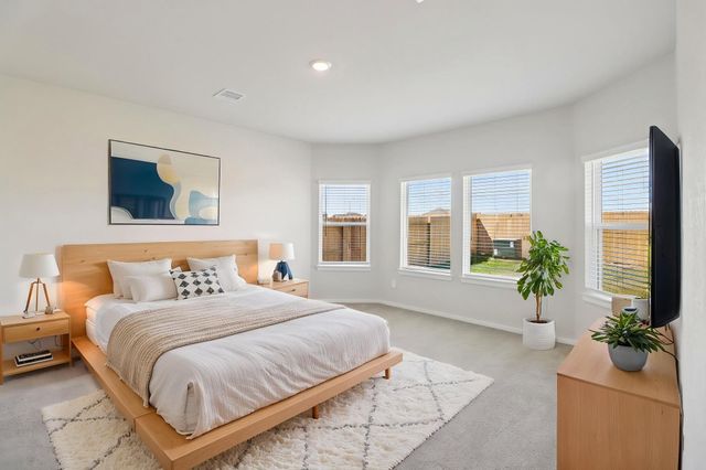 5104 Redbud Valley Drive, Pearland, TX 77584