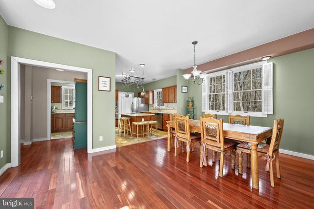 4 RIDGE CT, Medford, NJ 08055