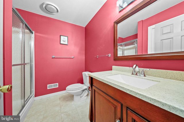 4 RIDGE CT, Medford, NJ 08055