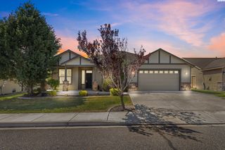 2935 Crosswater Loop, Richland, WA 99354