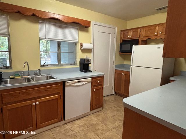 726 ST JOHNS Avenue, Green Cove Springs, FL 32043