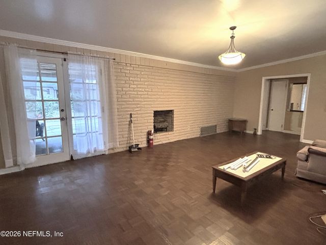 726 ST JOHNS Avenue, Green Cove Springs, FL 32043