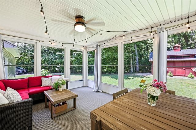 106 Valley Rd, Southampton, MA 01073