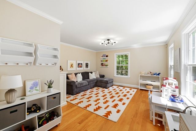 106 Valley Rd, Southampton, MA 01073