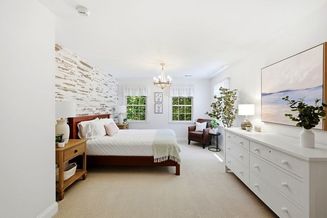 106 Valley Rd, Southampton, MA 01073
