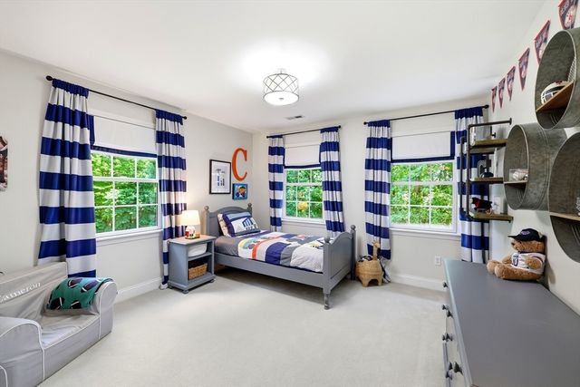106 Valley Rd, Southampton, MA 01073