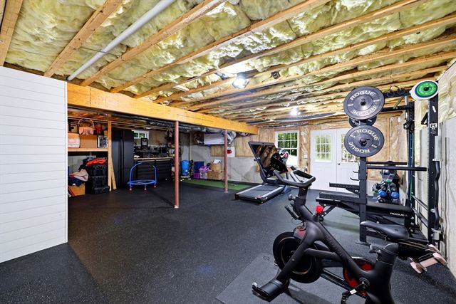 106 Valley Rd, Southampton, MA 01073