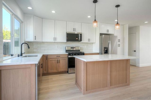 12634 Roberto Way, Poway, CA 92064