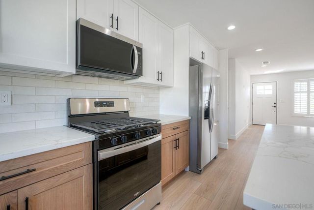 12634 Roberto Way, Poway, CA 92064