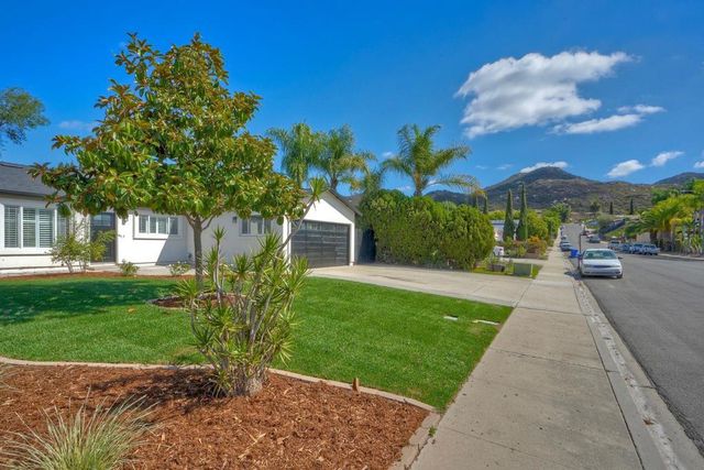 12634 Roberto Way, Poway, CA 92064