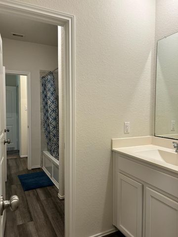 765 Camden Valley Lane, La Marque, TX 77568