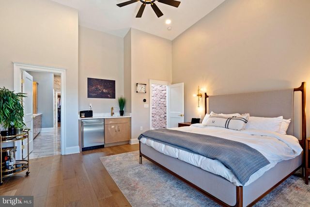 1223 FAIRMONT ST NW, Washington, DC 20009