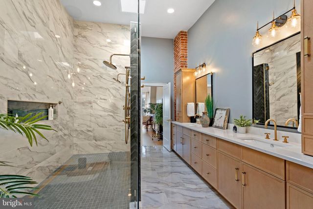 1223 FAIRMONT ST NW, Washington, DC 20009