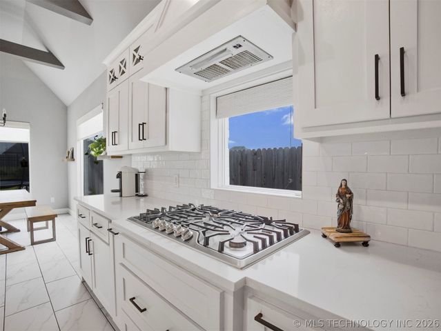 528 E 126th Street S, Jenks, OK 74037