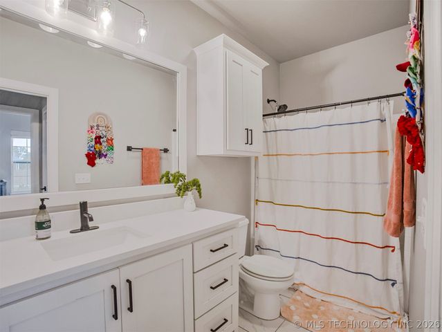 528 E 126th Street S, Jenks, OK 74037