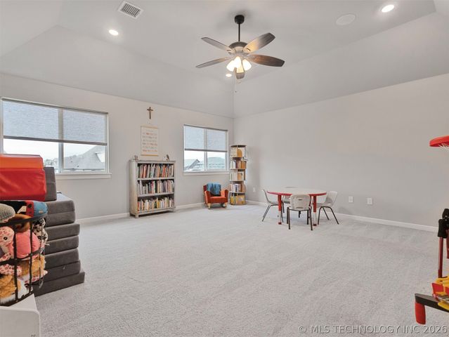 528 E 126th Street S, Jenks, OK 74037