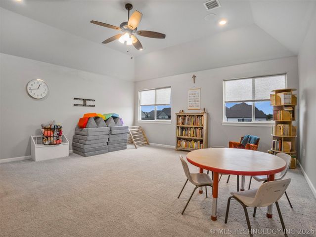 528 E 126th Street S, Jenks, OK 74037