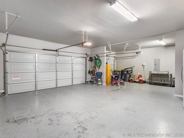 528 E 126th Street S, Jenks, OK 74037