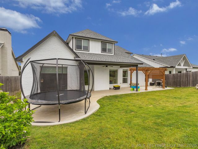 528 E 126th Street S, Jenks, OK 74037