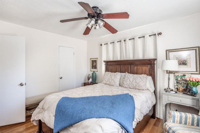 2005 Brentwood Street, Gainesville, TX 76240