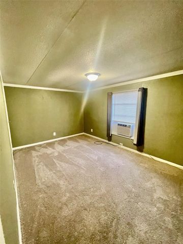 625 Golden Bend Drive, Highlands, TX 77562