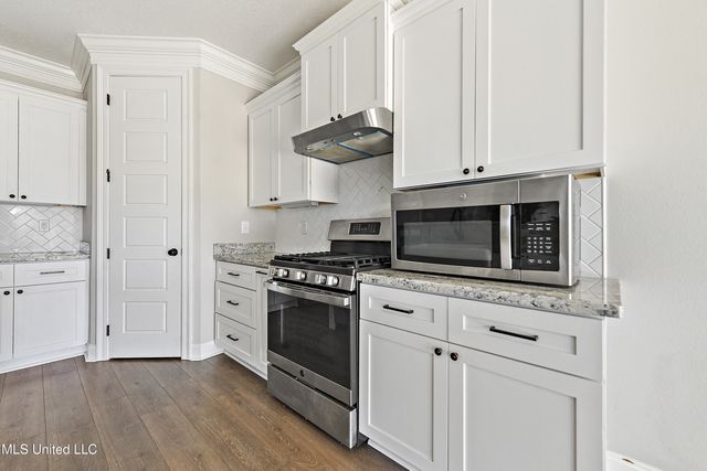 10667 Wren Grove, Gulfport, MS 39503