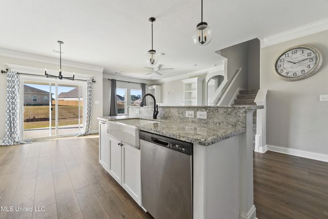 10667 Wren Grove, Gulfport, MS 39503