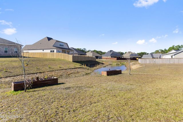 10667 Wren Grove, Gulfport, MS 39503