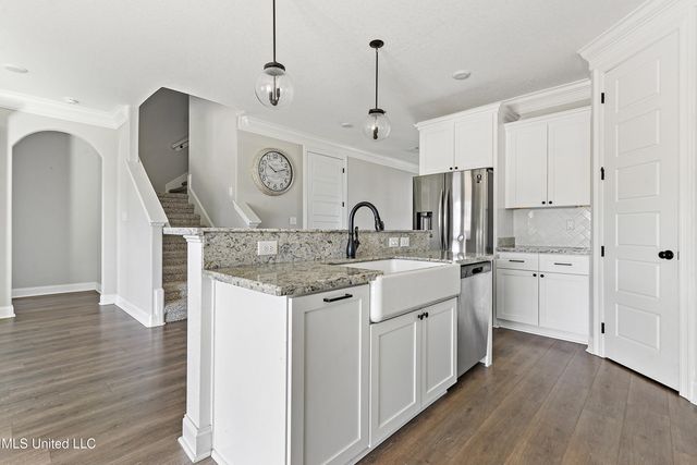 10667 Wren Grove, Gulfport, MS 39503