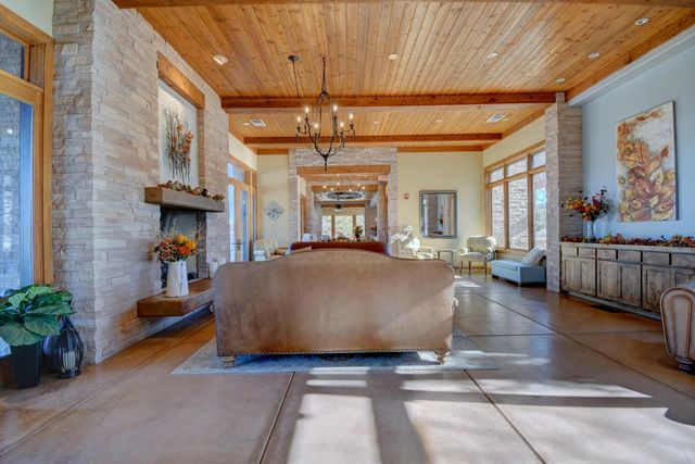 57 Cottonwood Trail, Sandia Park, NM 87047