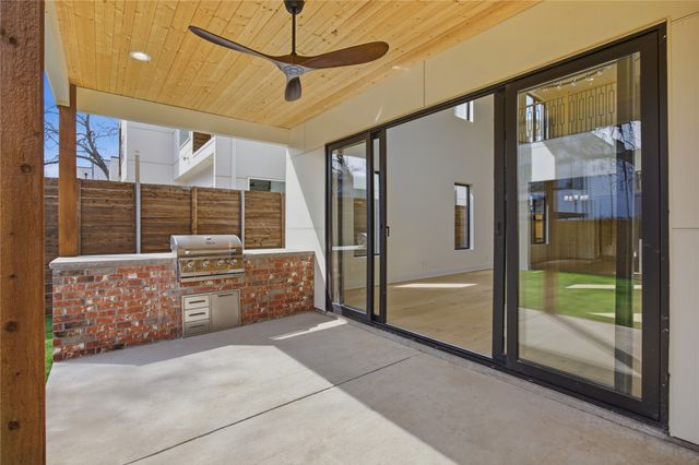 4220 MUNGER Avenue, Dallas, TX 75204