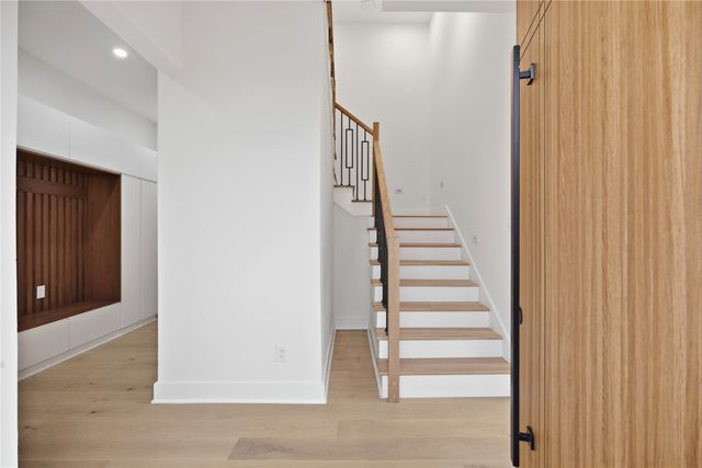 4220 MUNGER Avenue, Dallas, TX 75204