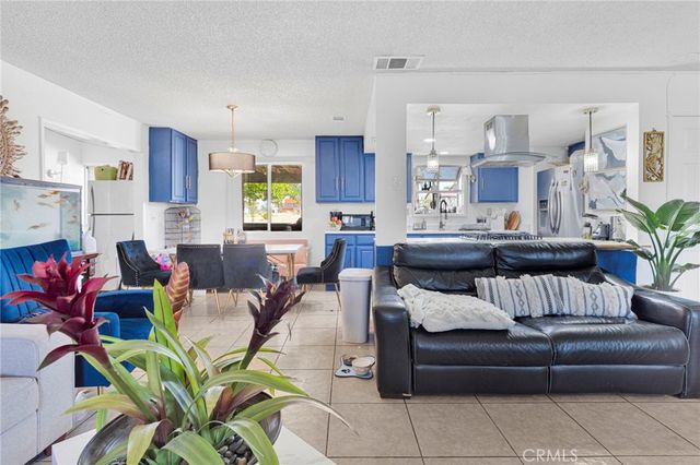 12669 Cypress Ave, Victorville, CA 92395