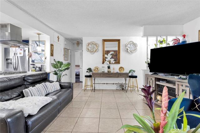12669 Cypress Ave, Victorville, CA 92395