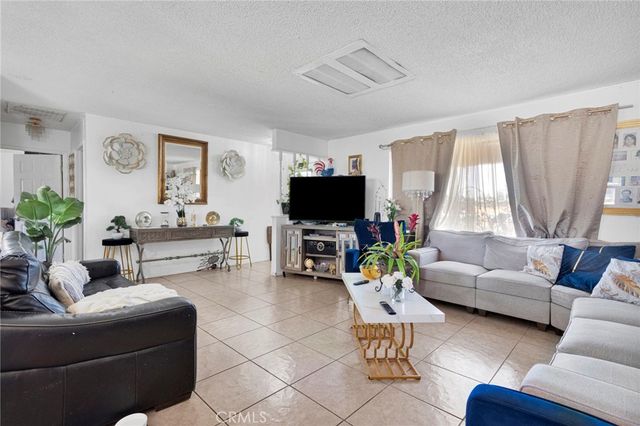 12669 Cypress Ave, Victorville, CA 92395