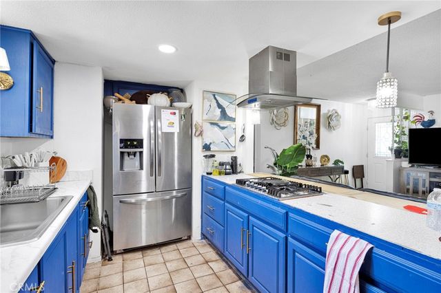 12669 Cypress Ave, Victorville, CA 92395