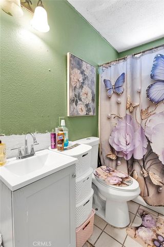 12669 Cypress Ave, Victorville, CA 92395
