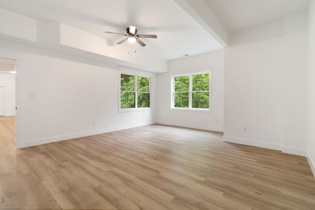 370 Splendor View Drive, Somerset, KY 42503