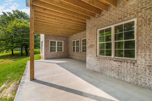 370 Splendor View Drive, Somerset, KY 42503