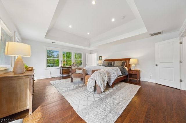 5 Highland Blvd, West Orange Twp., NJ 07052