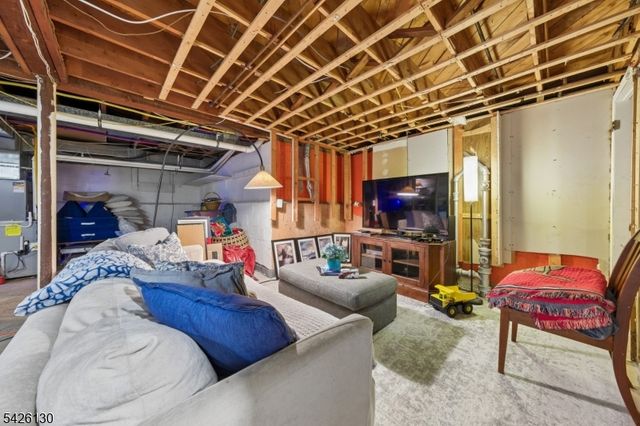 5 Highland Blvd, West Orange Twp., NJ 07052