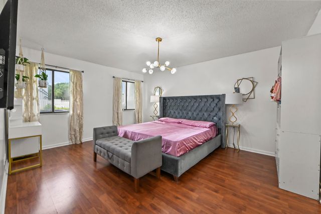 141 Par Drive, Royal Palm Beach, FL 33411