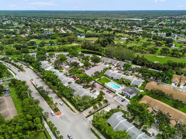 141 Par Drive, Royal Palm Beach, FL 33411