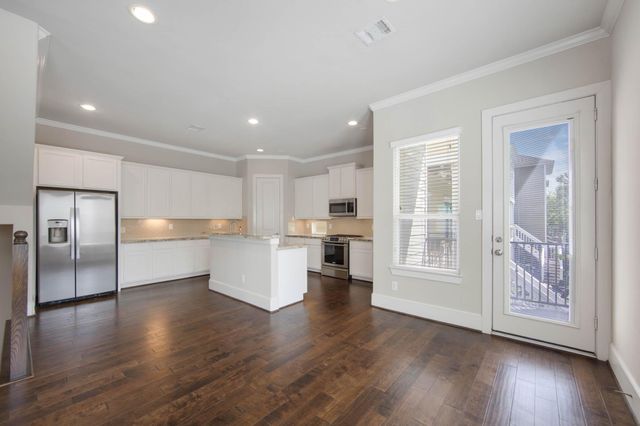 953 W 24th Street, Houston, TX 77008