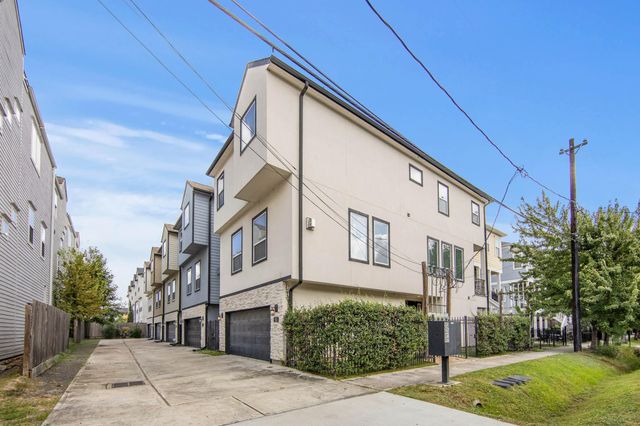 953 W 24th Street, Houston, TX 77008