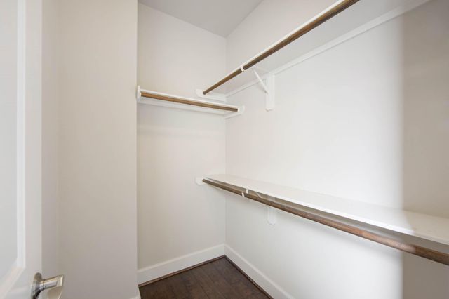 953 W 24th Street, Houston, TX 77008