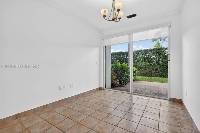 21399 Marina Cove Cir 14, Aventura, FL 33180