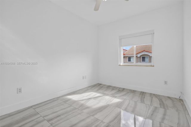 21399 Marina Cove Cir 14, Aventura, FL 33180