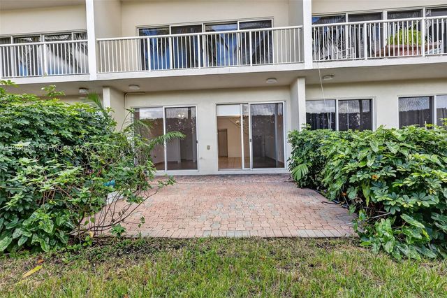 21399 Marina Cove Cir 14, Aventura, FL 33180